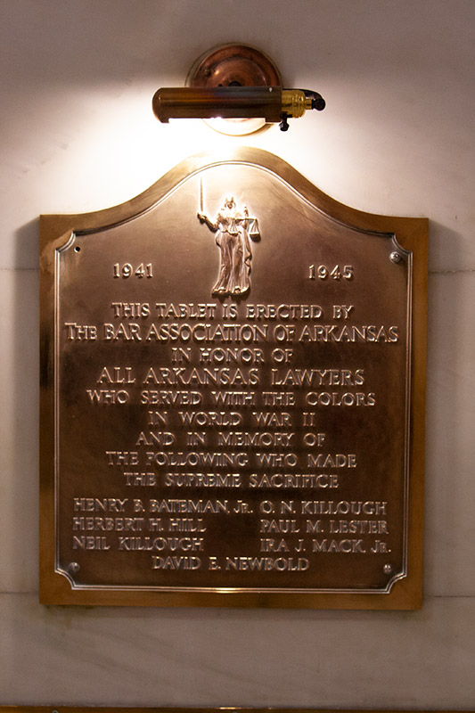 Bronze plaque "erected by the Bar Association of Arkansas"