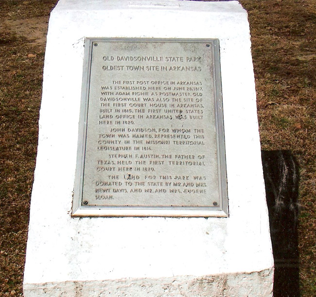 Stone monument with "Old Davidsonville State Park Oldest Town Site in Arkansas" plaque on it