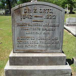 "Dr. Z. Orto 1842 to 1923" grave marker at cemetery