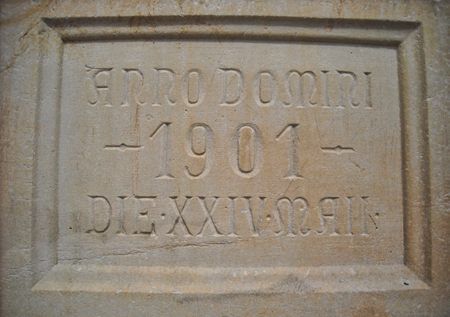 "Anno Domini 1901" engraved stone in wall
