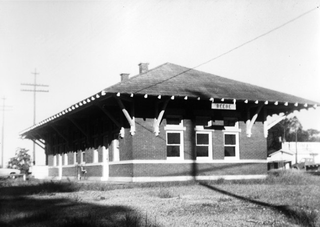 brick building with "Beebe" sign