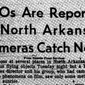 "UFOs are reported in north Arkansas; cameras catch none" newspaper clipping