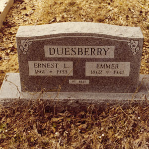 Gravestone saying "Emmer Duesberry"