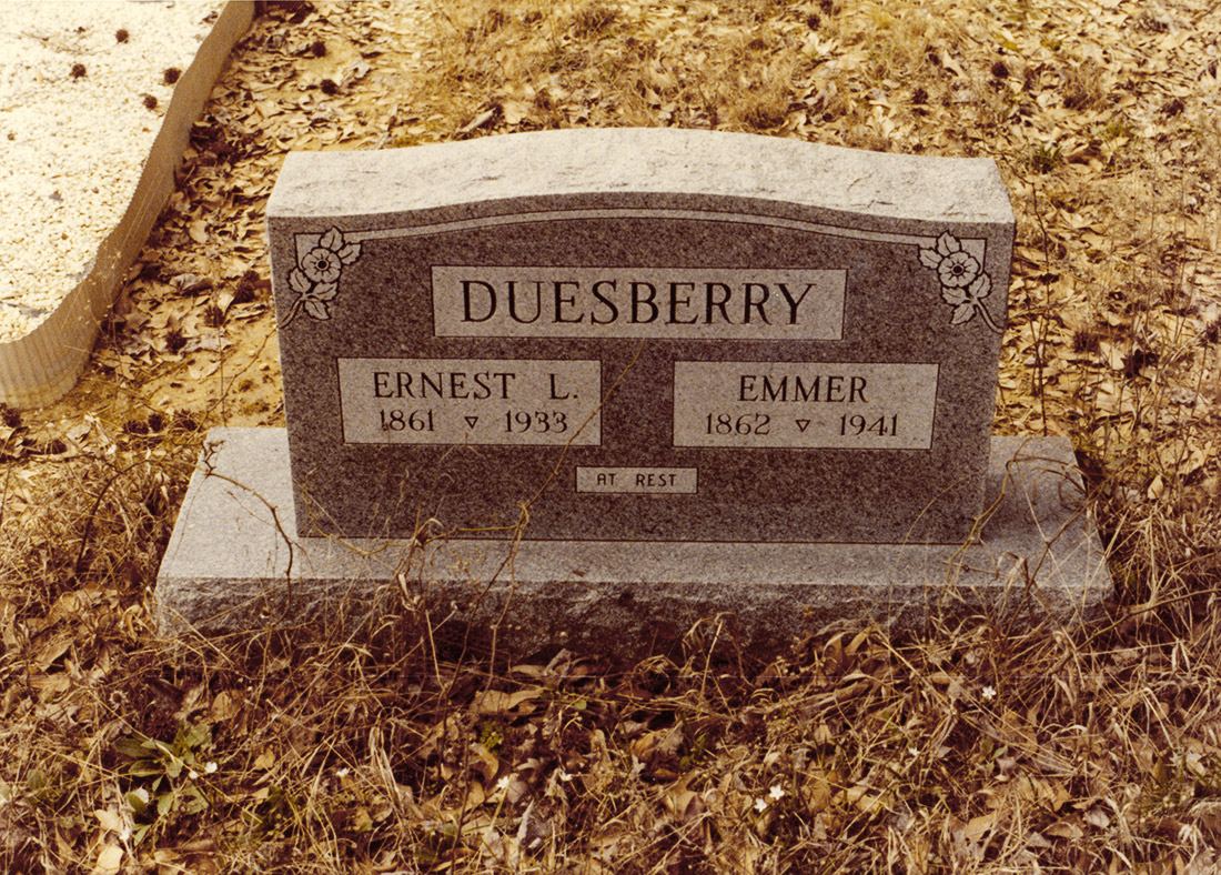 Gravestone saying "Emmer Duesberry"