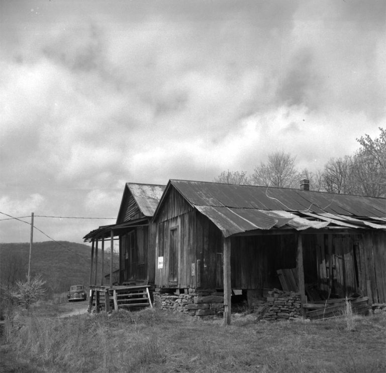 Dutton Store Encyclopedia of Arkansas