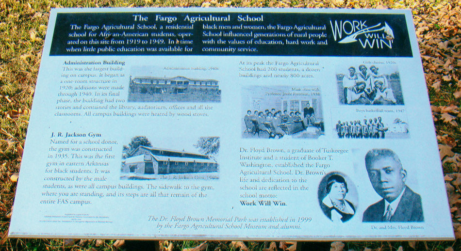 Informational panel with text and images "Fargo Agricultural School"