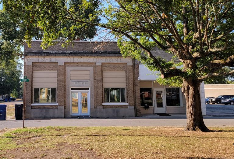 Bank of Clarendon Encyclopedia of Arkansas